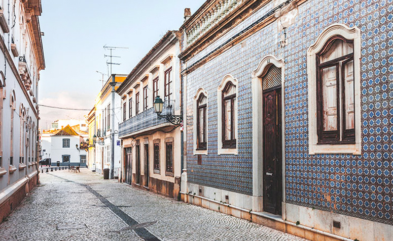 Algarve todos os encantos do paraíso das mais belas praias de Portugal