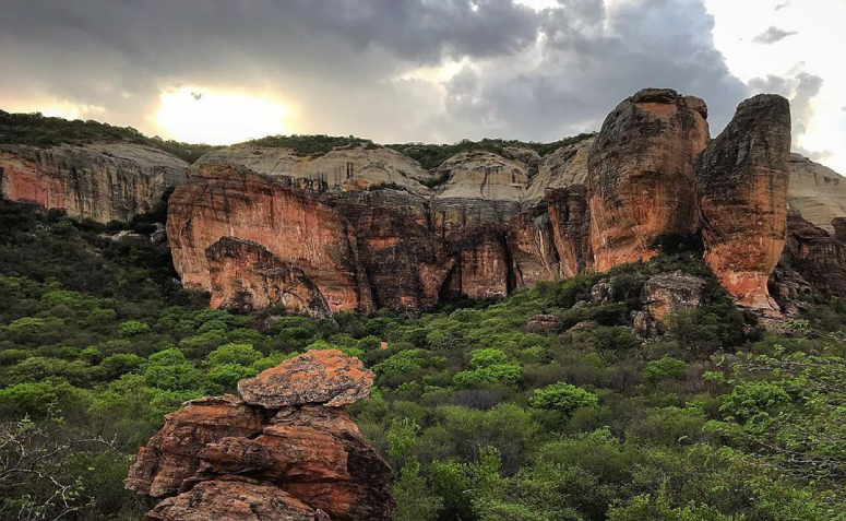 Sítios arqueológicos 12 lugares incríveis para conhecer e se encantar