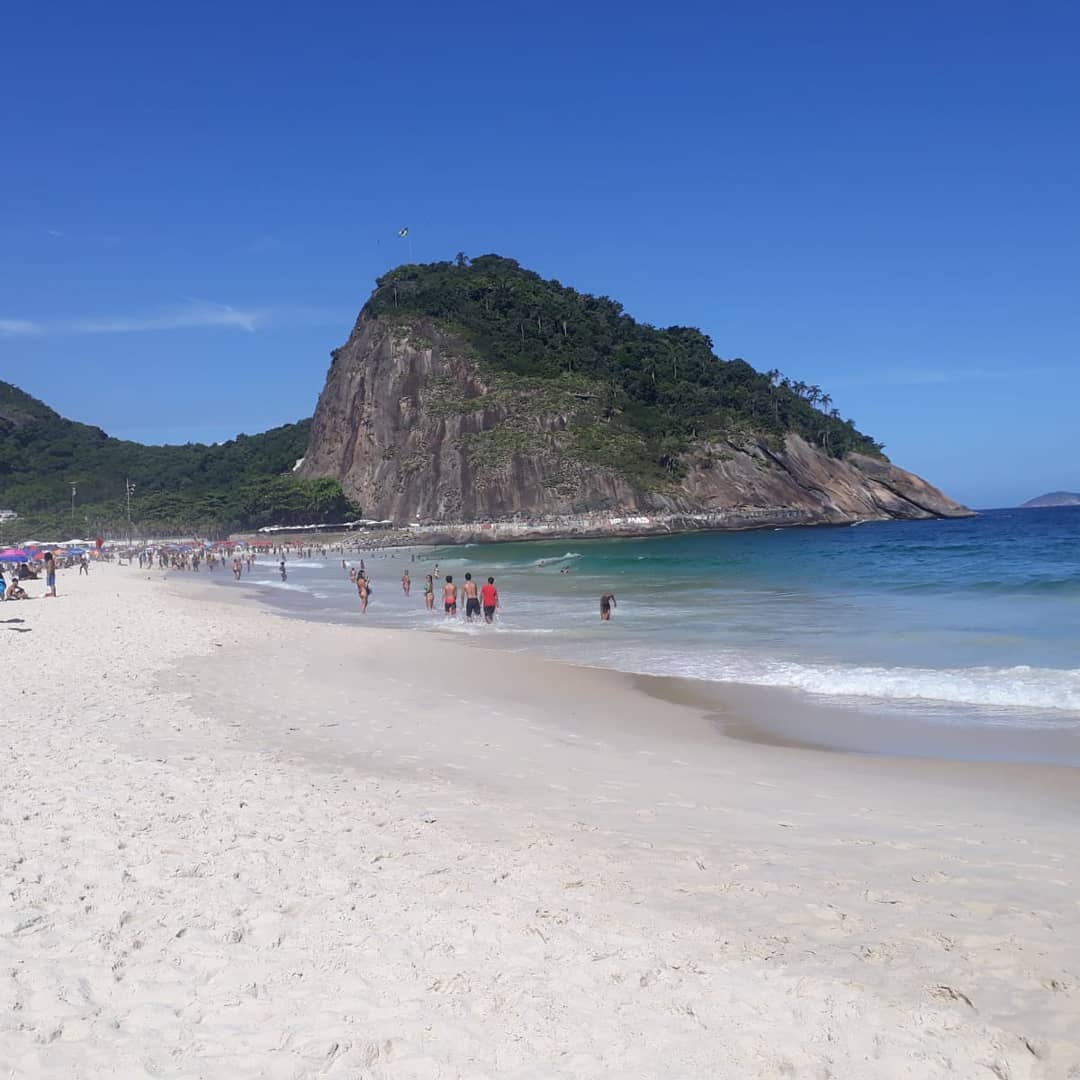 Praia do Leme o que fazer fotos da atração da Cidade Maravilhosa