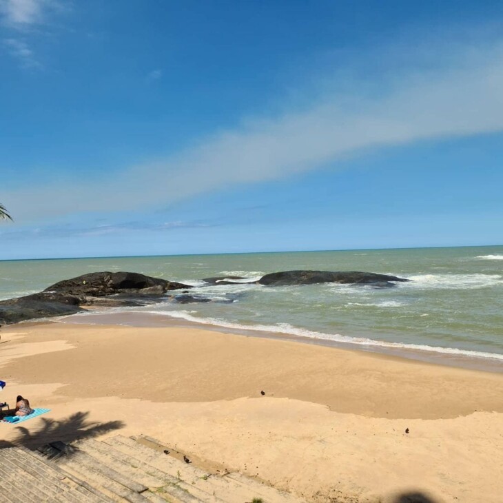 Praia dos Namorados: Conheça a praia mais romântica do Espírito Santo