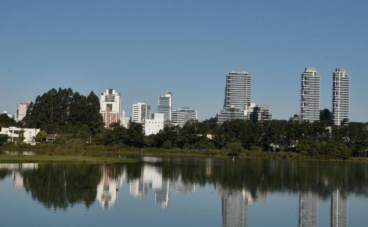 Feriados de outubro (2024) calendário com datas comemorativas!